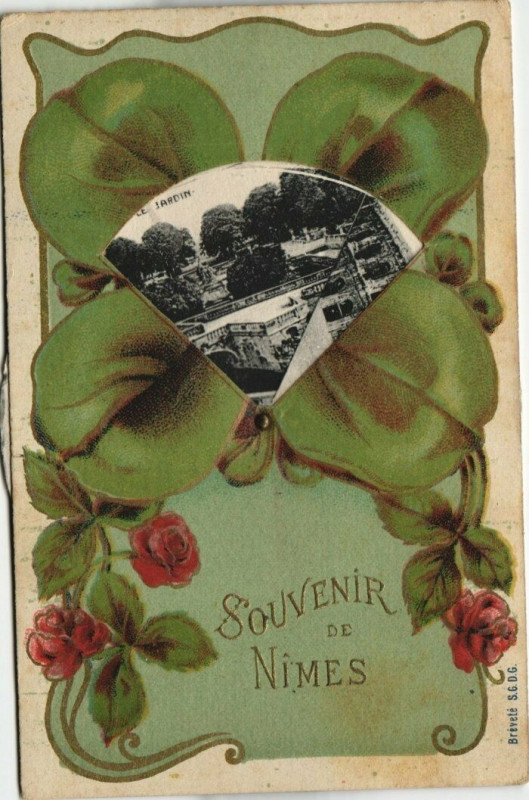 Carte postale ancienne Souvenir de Nimes à Nîmes