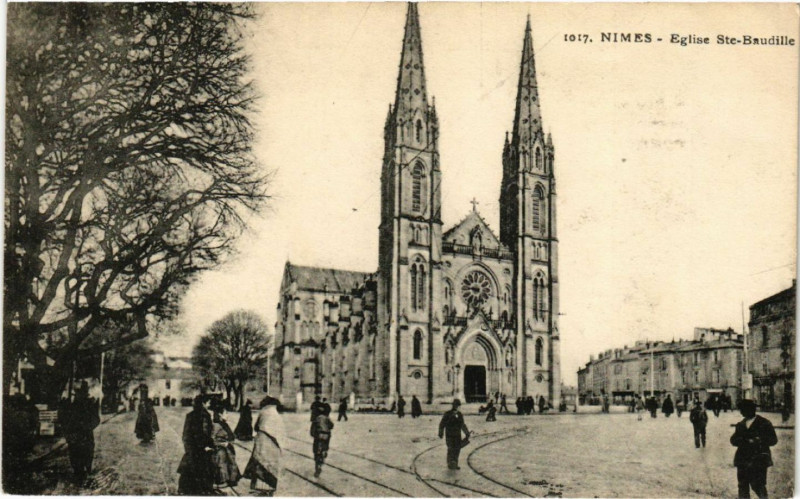 Carte postale ancienne Nimes - Eglise Sainte-Beaudille à Nîmes