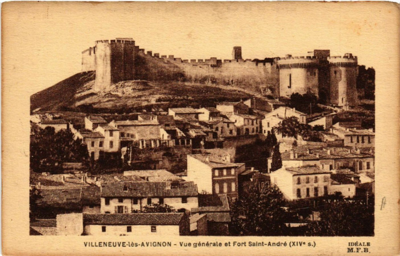 Carte postale ancienne Villeneuve-les-Avignon - Vue générale et Fort Saint-Andre (Xiv s.) à Villeneuve-lès-Avignon