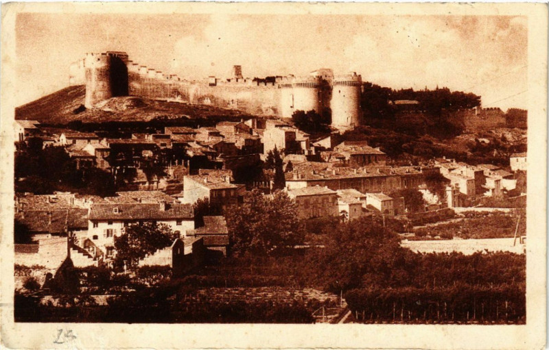 Carte postale ancienne Villeneuve-les-Avignon - Vue générale et le Fort Saint-Andre à Villeneuve-lès-Avignon