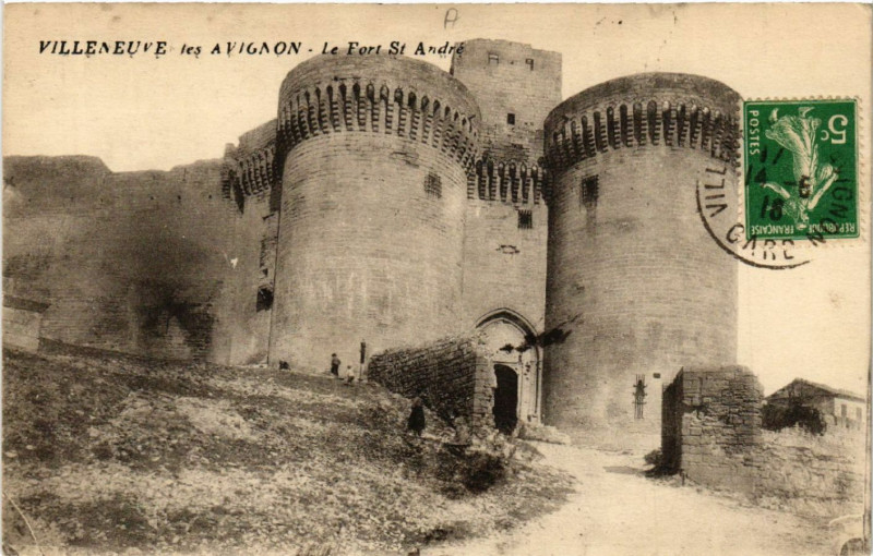 Carte postale ancienne Villeneuve-les-Avignon - Le Fort Saint-Andre à Villeneuve-lès-Avignon