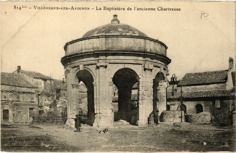 Carte postale ancienne Villeneuve-les-Avignon - Le Baptistere de l'ancienne Chartreuse à Villeneuve-lès-Avignon