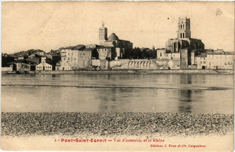 Carte postale ancienne Pont-Saint-Esprit - Vue d'ensemble et le Rhone à Pont-Saint-Esprit