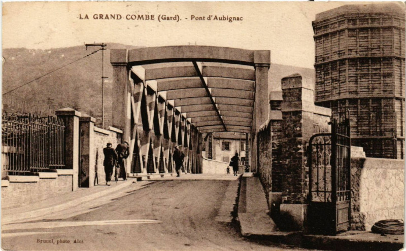 Carte postale ancienne La Grand'Combe - Pont d'Aubignac