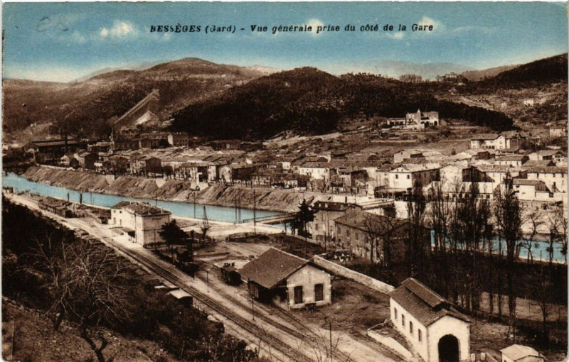 Carte postale ancienne Besseges - Vue générale prise du coté de la Gare à Bessèges
