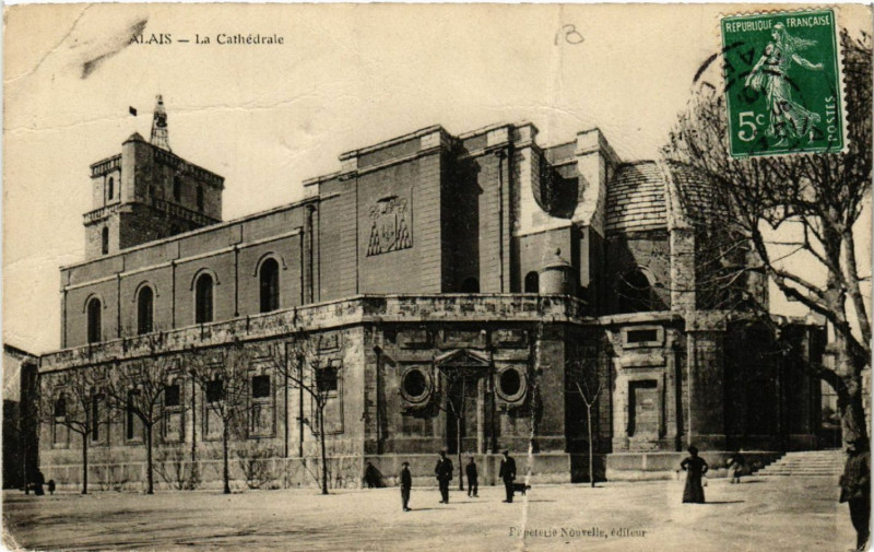 Carte postale ancienne Alais - La Cathédrale