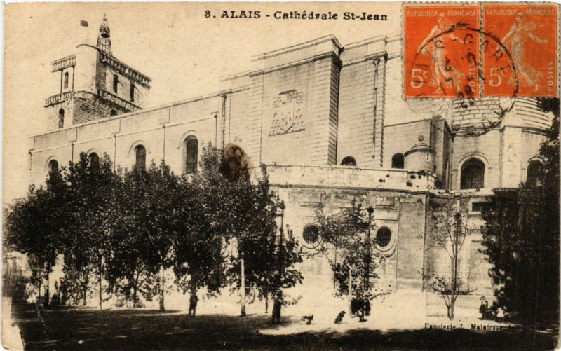 Carte postale ancienne Alais - Cathédrale Saint-Jean