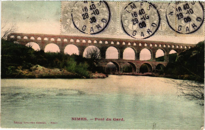 Carte postale ancienne Nimes - Pont-du-Gard à Nîmes