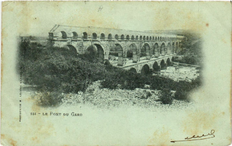 Carte postale ancienne Le Pont-du-Gard