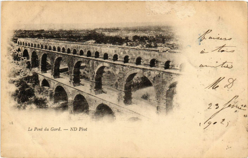 Carte postale ancienne Le Pont-du-Gard