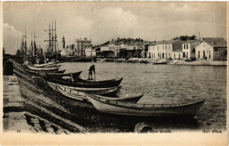 Carte postale ancienne Grau-du-Roi - Le Canal et le Quai Rive droite