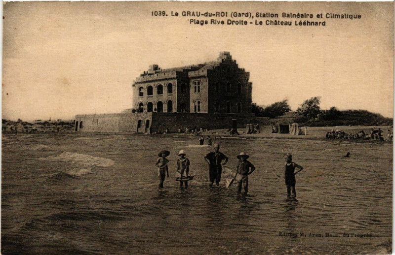 Carte postale ancienne Le Grau-du-Roi Station Balnéaire et Climatique - Plage Rive.. au Grau-du-Roi