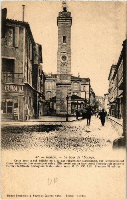 Carte postale ancienne Nimes - La Tour de l'Horloge à Nîmes