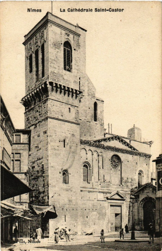 Carte postale ancienne Nimes - La Cathédrale Saint-Castor à Nîmes