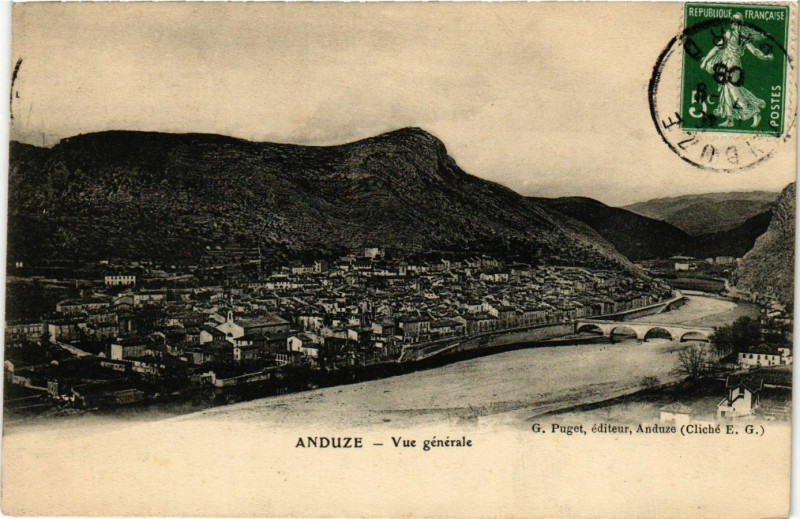 Carte postale ancienne Anduze - Vue Générale à Anduze