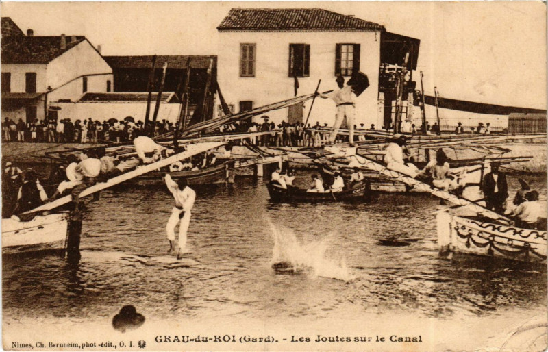 Carte postale ancienne Grau-du-Roi - Les Joutes sur le Canal
