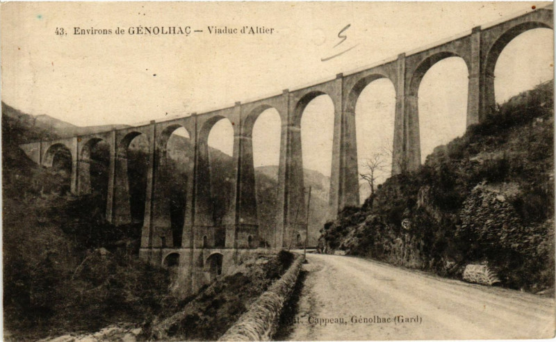 Carte postale ancienne Environs de Genolhac - Viaduc d'Altier à Génolhac