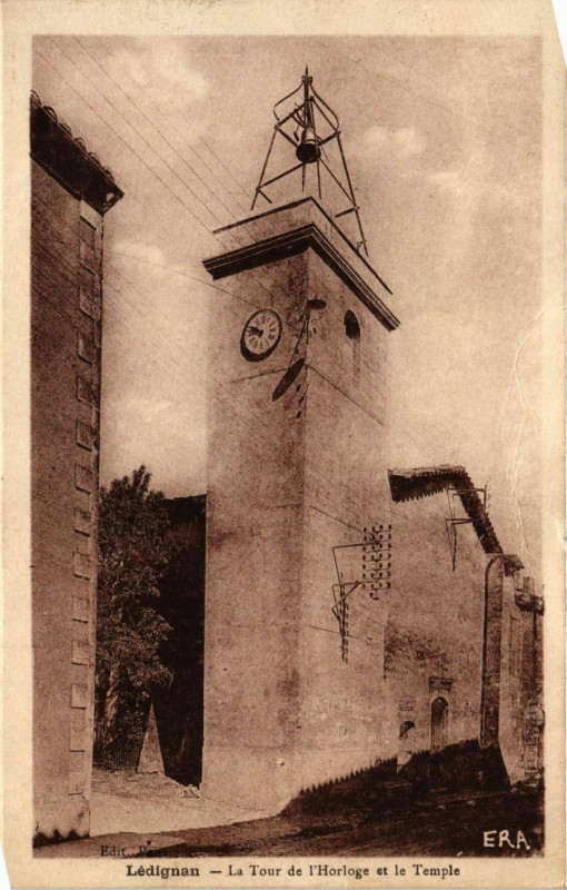 Carte postale ancienne Lédignan - La Tour de l'Horloge et le Temple à Lédignan