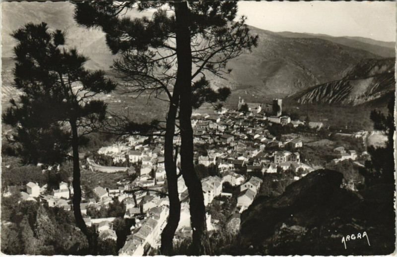 Carte postale ancienne Vernet-les-Bains vue d'ensemble à Vernet-les-Bains