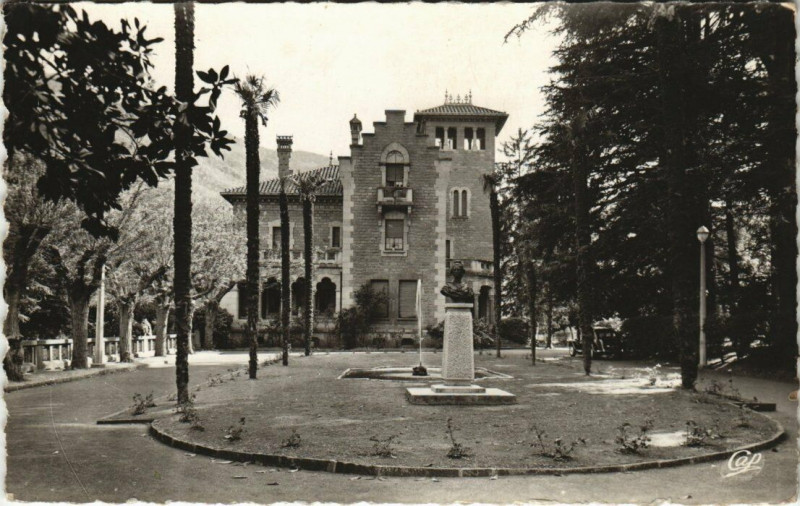 Carte postale ancienne Arles-sur-Tech Hotel de Ville à Arles-sur-Tech