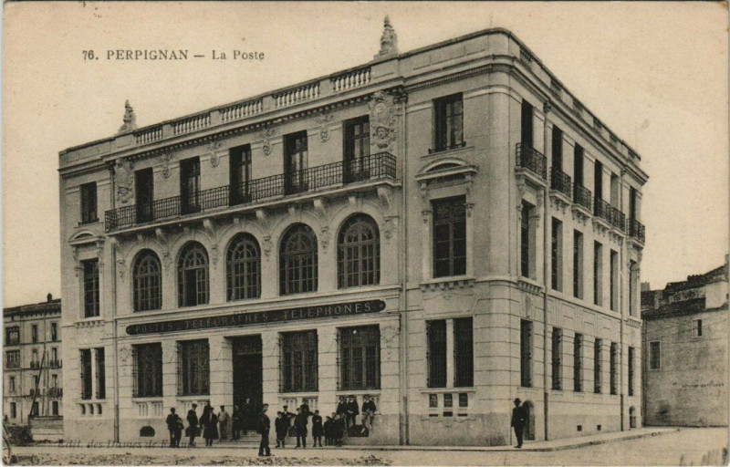 Carte postale ancienne Perpignan La Poste à Perpignan