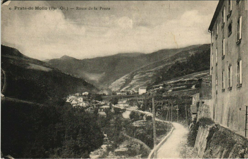 Carte postale ancienne Prats-de-Mollo Route e le Preste à Llo