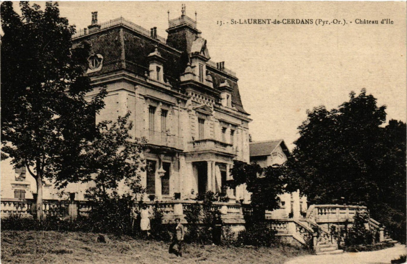 Carte postale ancienne Sainte-Laurent-de-Cerdans - Chateau d'Ile à Ur