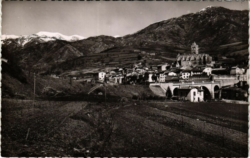 Carte postale ancienne Prats-de-Mollo (P.-O.) - Esquerdes de Routja (alt 2500 m) à Llo
