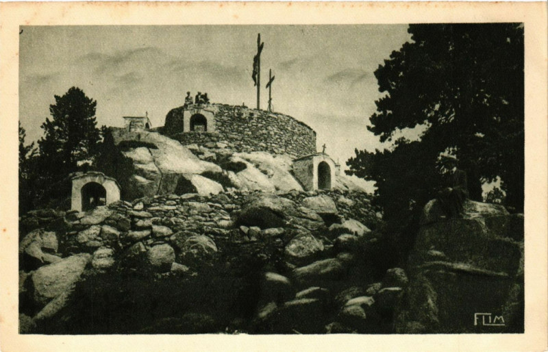 Carte postale ancienne Pyr.-Or. - Font-Romeau (alt 1800 m) - Le Calvaire à Py