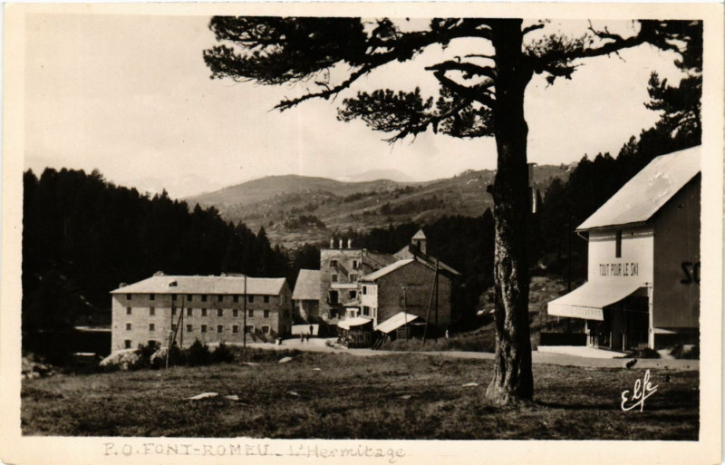 Carte postale ancienne Font-Romeau - L'Abbaye