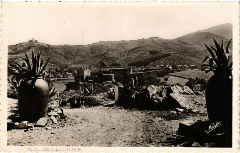 Carte postale ancienne Collioure Pyr.-Or. - Vue sur la Citadelle à Collioure