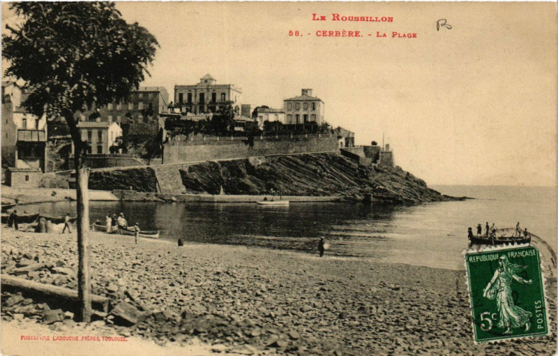 Carte postale ancienne La Roussillon - Cerbere - La Plage à Cerbère