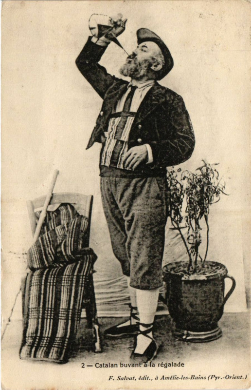 Carte postale ancienne Catalan buvant a la regalade