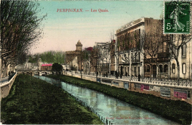 Carte postale ancienne Perpignan Les Quais à Perpignan