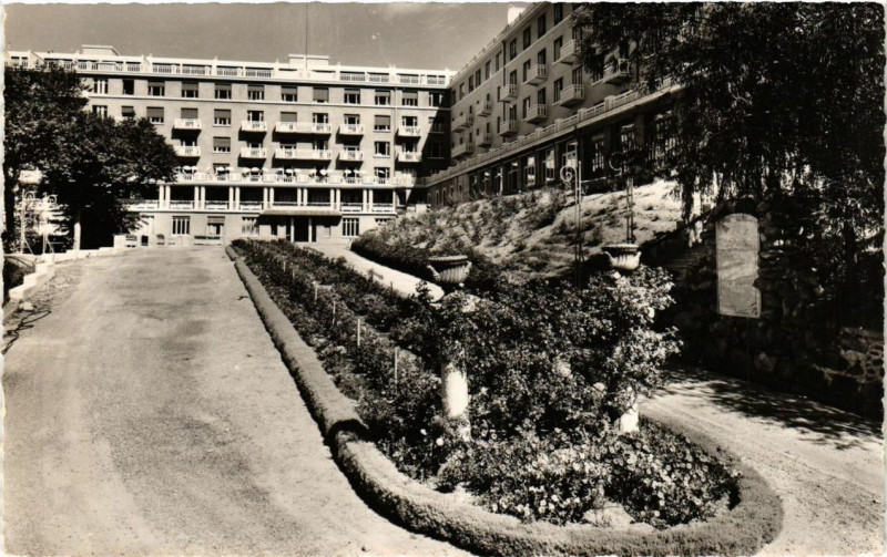 Carte postale ancienne Centre helio-climatique de la Cerdagne Francaise. Les Escales