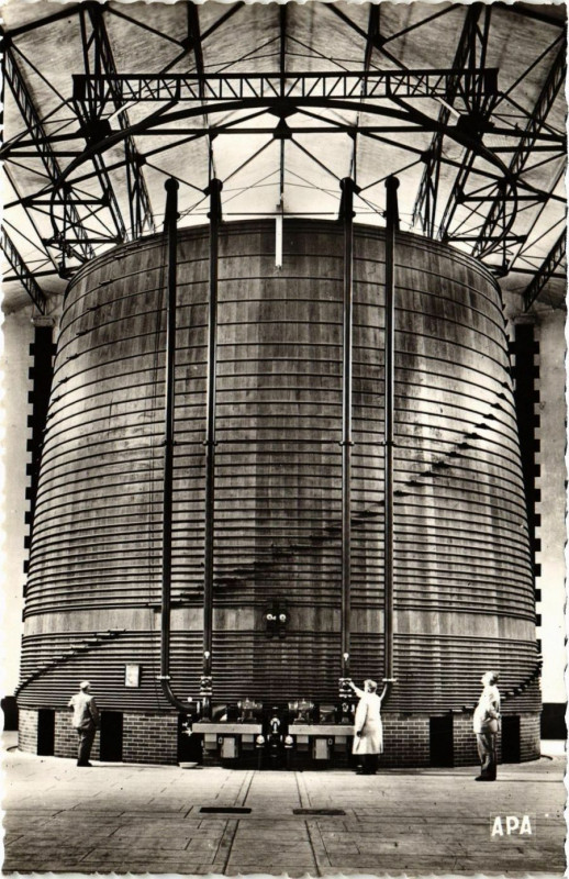 Carte postale ancienne Thuir - Etabl. Byrrh - La plus grande Cuve du Monde à Thuir