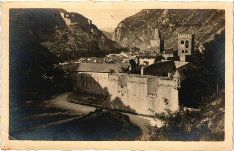 Carte postale ancienne Villefranche-de-Conflenche