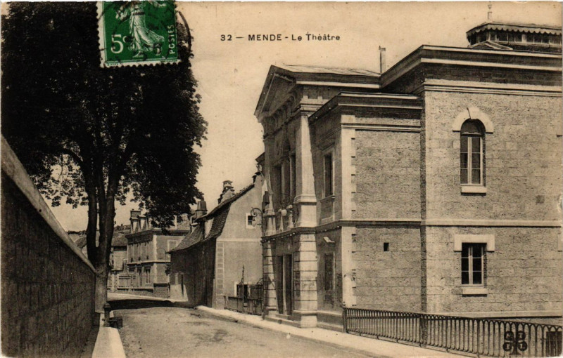 Carte postale ancienne Mende - Le Théatre à Mende