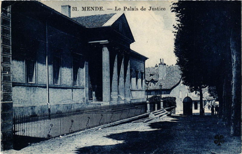 Carte postale ancienne Mende - Le Palais de Justice à Mende