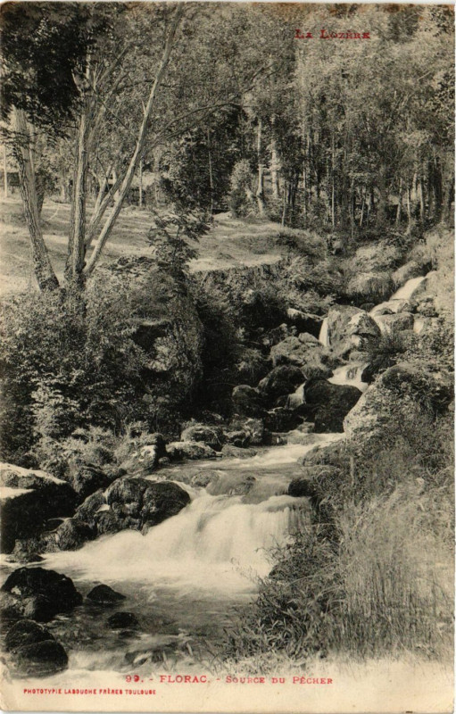 Carte postale ancienne Florac - Source du Pecher