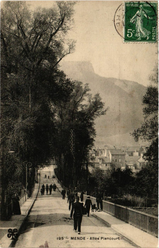 Carte postale ancienne Mende - Allée Piencourt à Mende