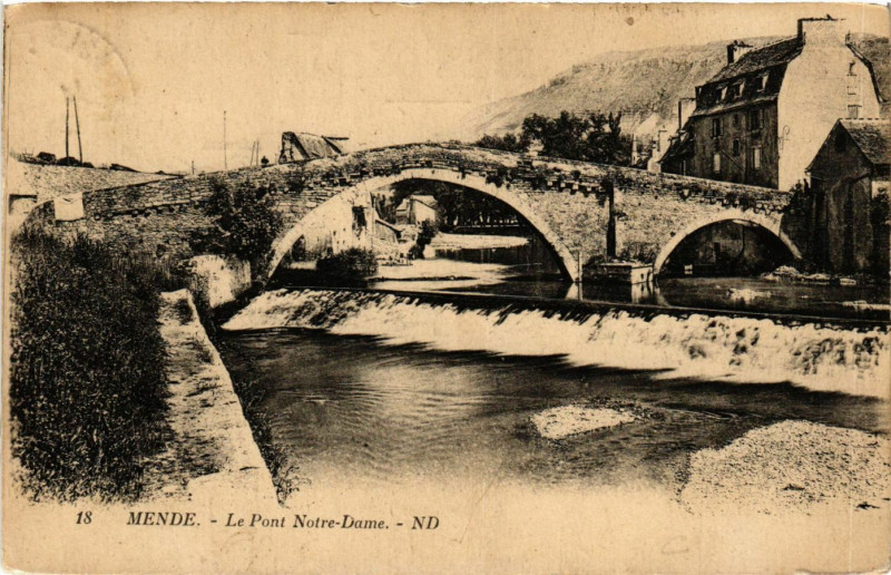 Carte postale ancienne Mende - Le Pont N.-D. à Mende