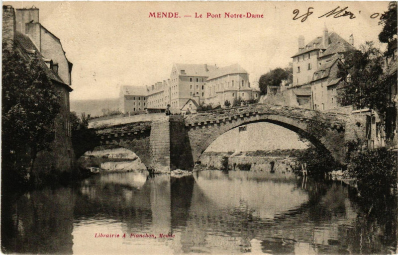 Carte postale ancienne Mende - Le Pont N.-D. à Mende