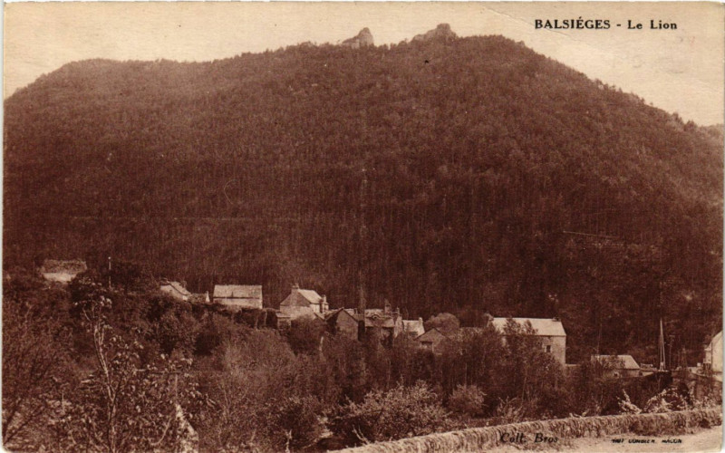 Carte postale ancienne Balsieges - Le Lion à Balsièges