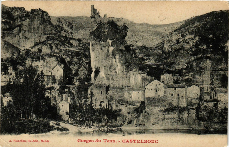 Carte postale ancienne Castelbouc - Les Gorges du Tarn