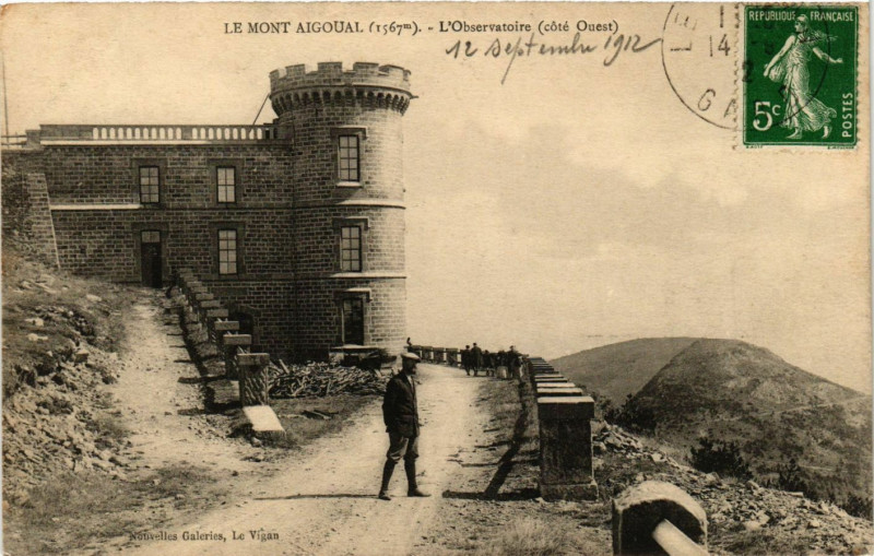 Carte postale ancienne Le Mont Aigoual - L'Observatoire - coté Ouest