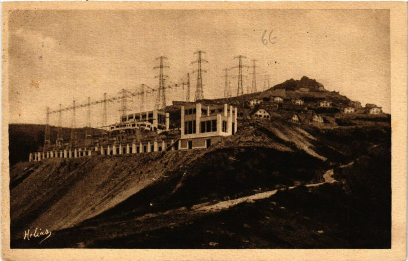 Carte postale ancienne Le Brezou - Les Cites et l'usine