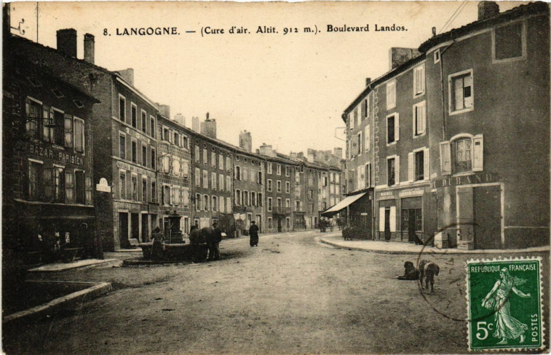 Carte postale ancienne Langogne - Boulevard Landos à Langogne