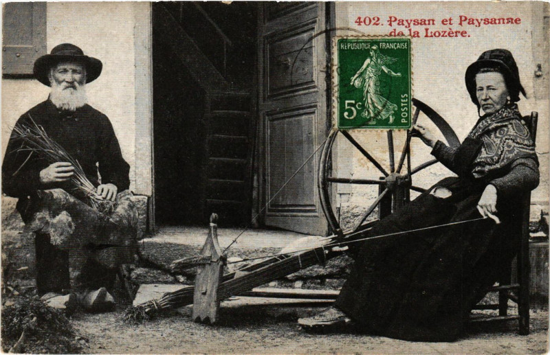 Carte postale ancienne Paysan et Paysanne de la Lozere - Folklore - Types