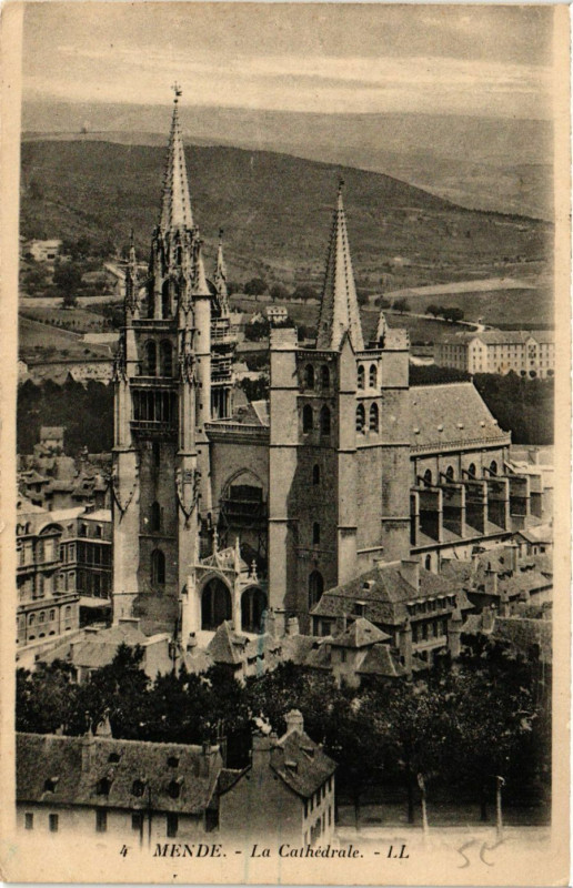 Carte postale ancienne Mende - La Cathédrale à Mende